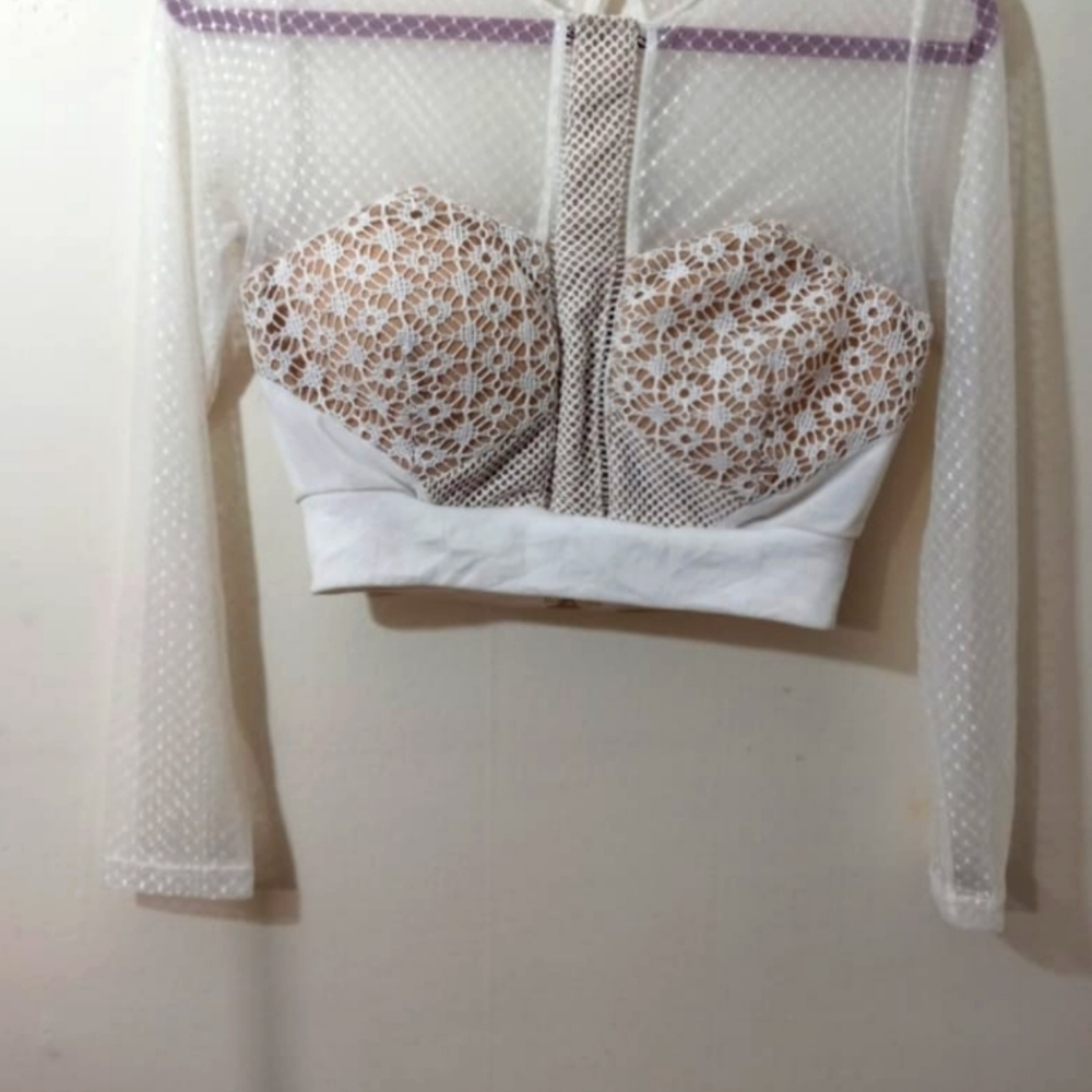 Cream mesh crop top. Size. S